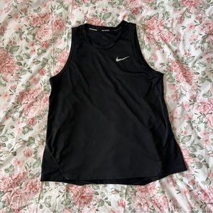 Nike Miler Dri-Fit Running Tank Top, M, Black